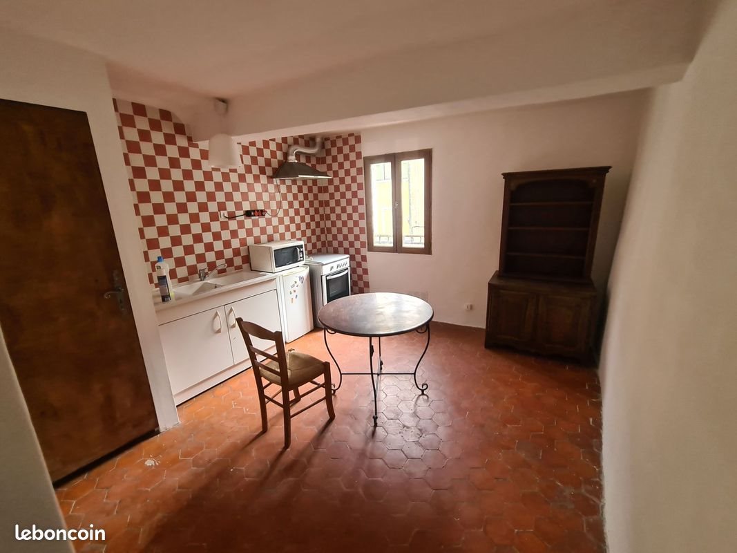 Appartement à louer, 30m², Castellane