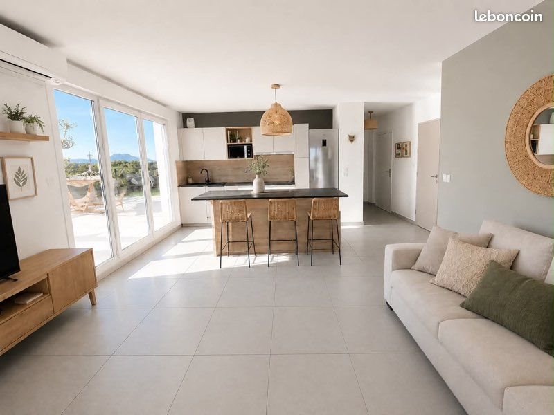 Appartement à vendre, 63m², Fréjus