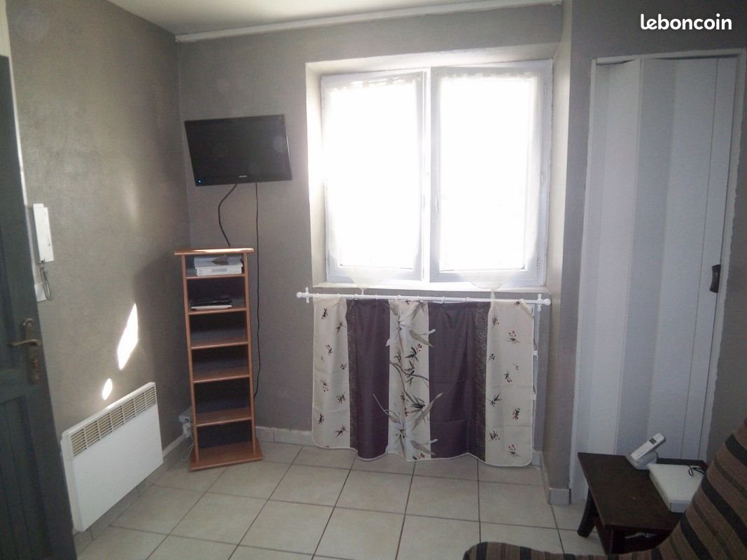 Appartement à louer, 14m², La Crau