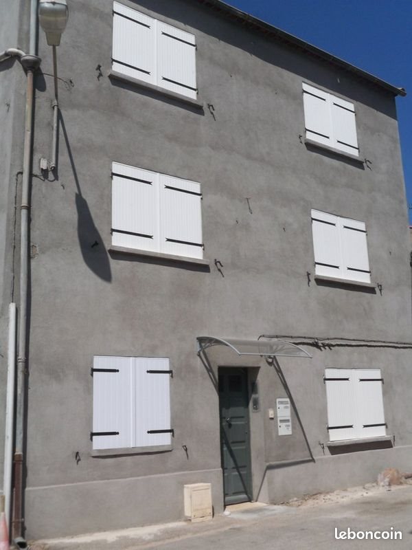Appartement à louer, 14m², La Crau