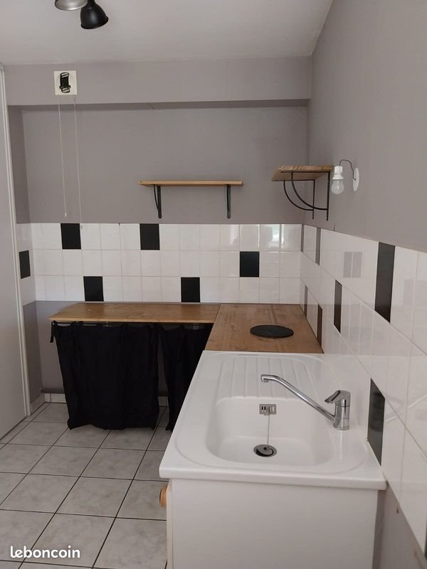 Appartement à louer, 40m², Saint-Étienne