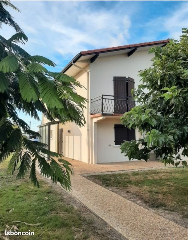 Appartement à louer, 80m², Hagetmau