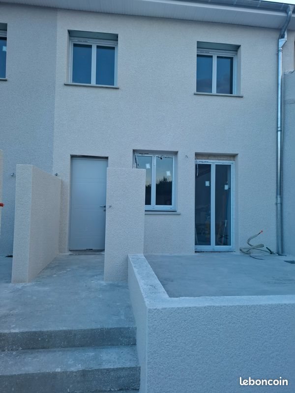 Appartement à louer, 70m², Saint-Georges-d'Espéranche