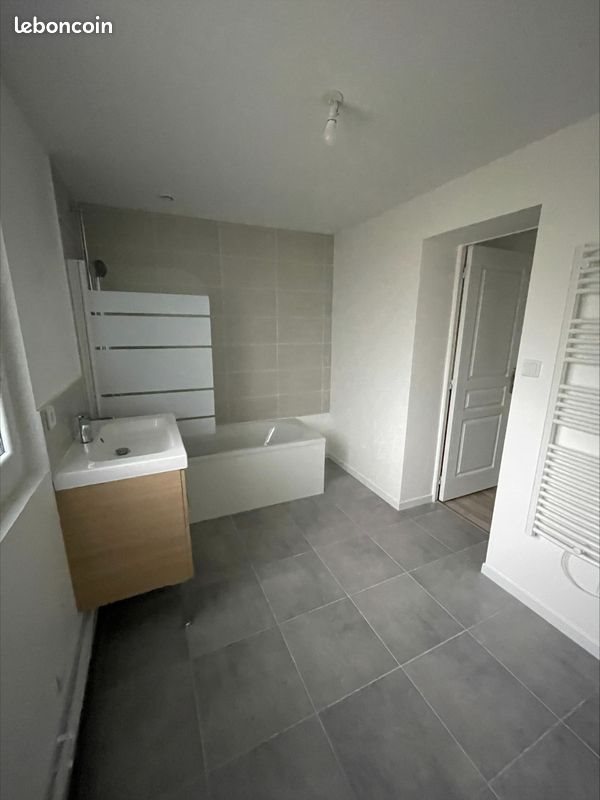 Maison à louer, 60m², Lillebonne