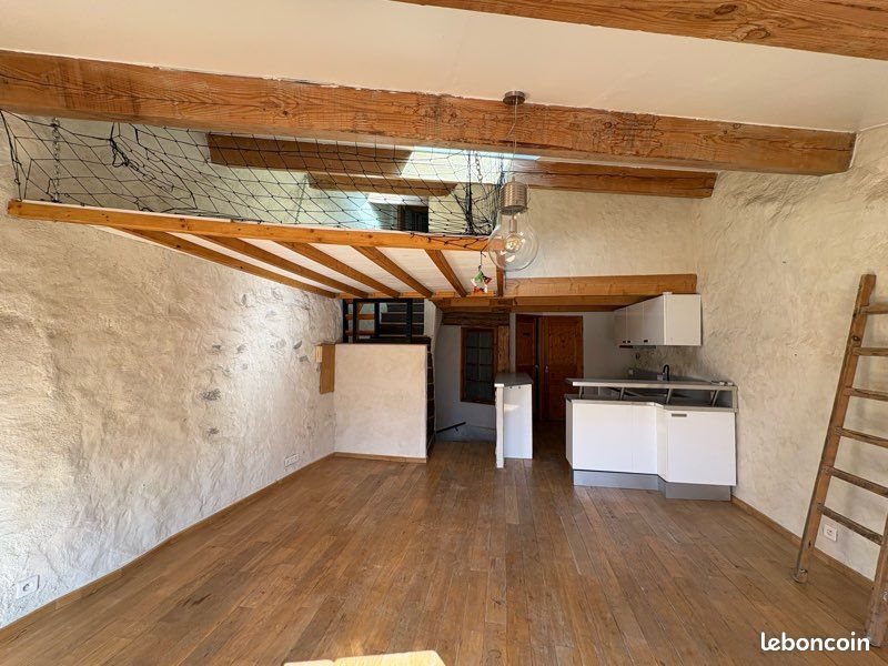 Appartement à louer, 70m², Ceyreste