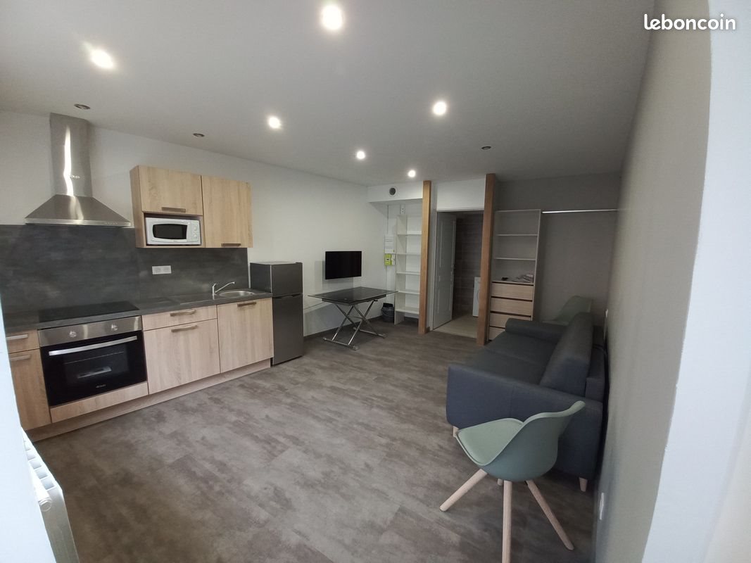 Appartement à louer, 29m², Issoudun