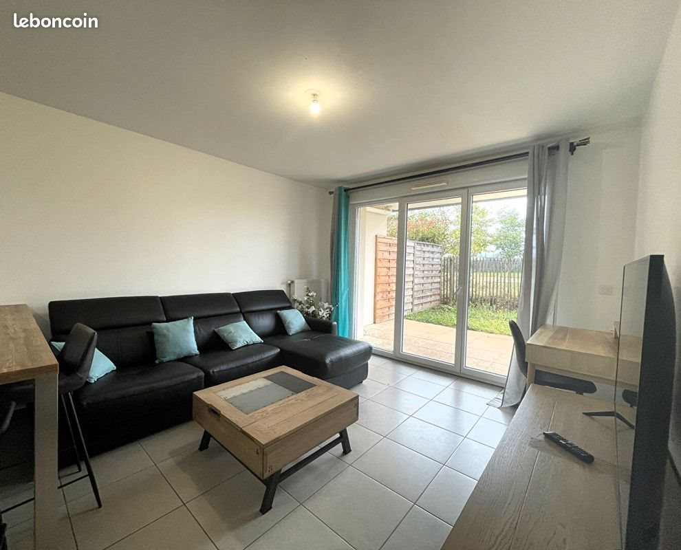 Appartement à louer, 41m², Meyzieu