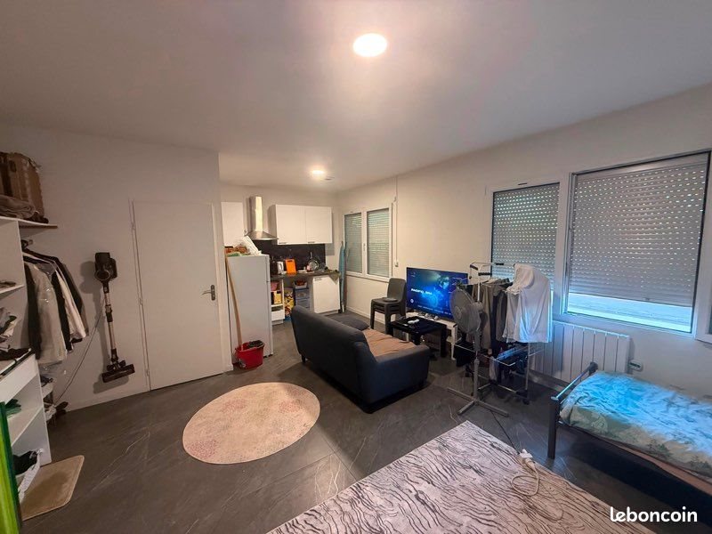 Appartement à louer, 28m², Vaulx-en-Velin