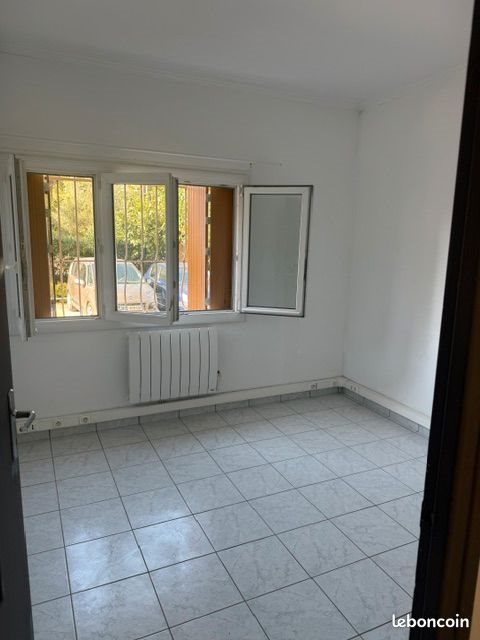 Appartement à louer, 43m², Nîmes