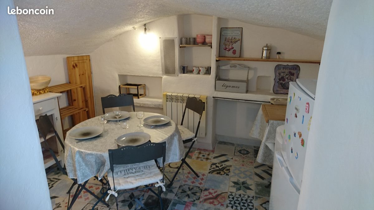 Appartement à louer, 35m², Pierrevert