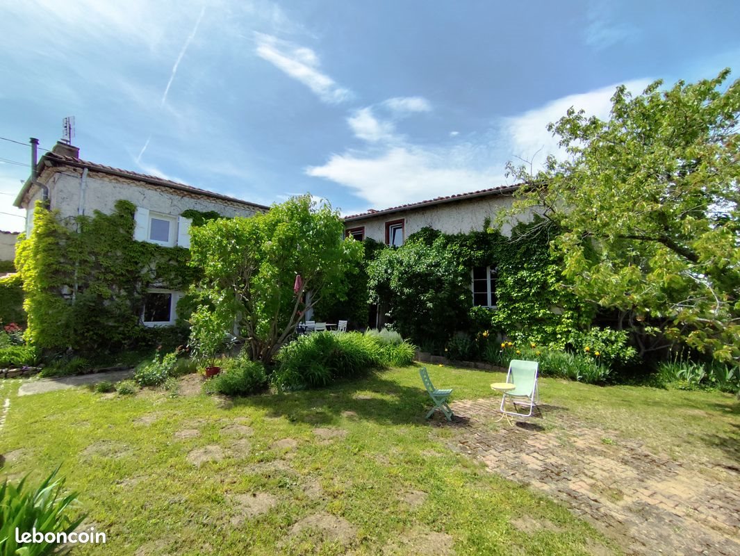 Maison à vendre, 171m², Boisset-Saint-Priest