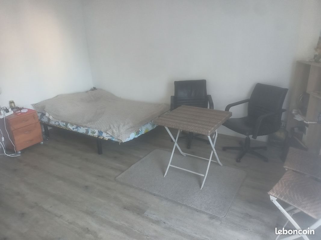 Appartement à louer, 27m², Clisson