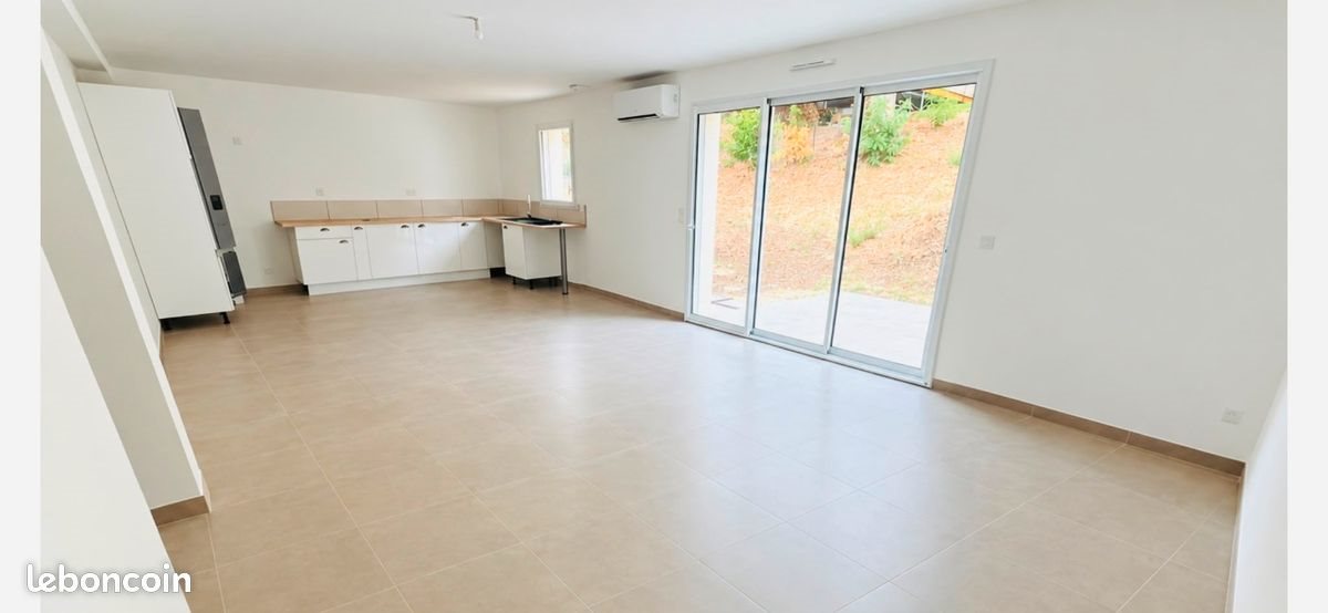 Maison à louer, 105m², Thomery