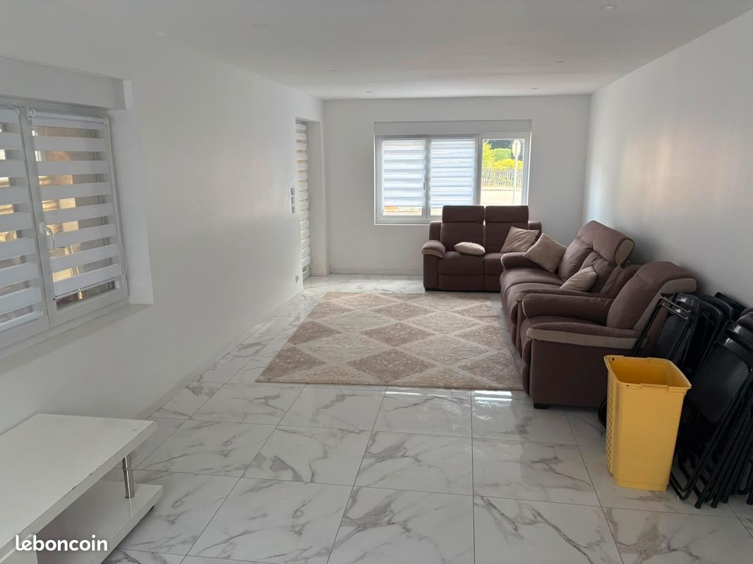 Appartement à louer, 130m², Illfurth