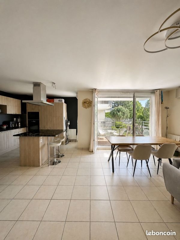 Appartement à vendre, 70m², Tassin-la-Demi-Lune