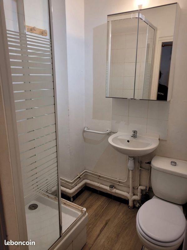 Appartement à louer, 16m², Marseille 8ème