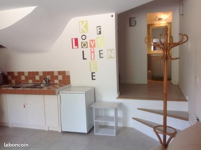 Appartement à louer, 27m², Saint-Marc-Jaumegarde