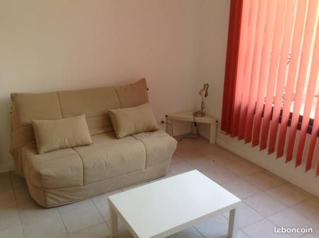 Appartement à louer, 27m², Saint-Marc-Jaumegarde