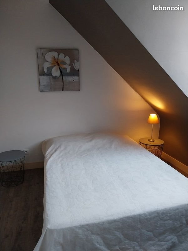 Appartement à louer, 26m², Plomodiern
