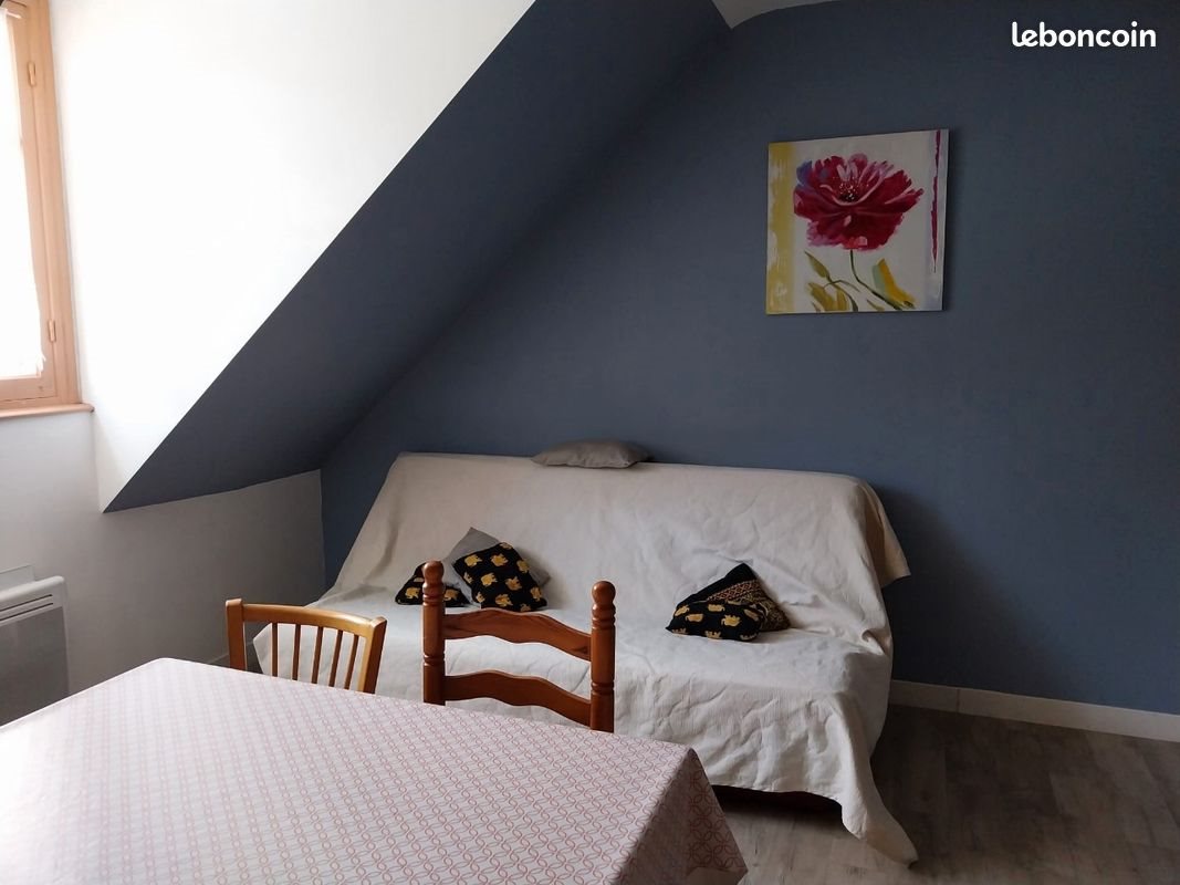 Appartement à louer, 26m², Plomodiern