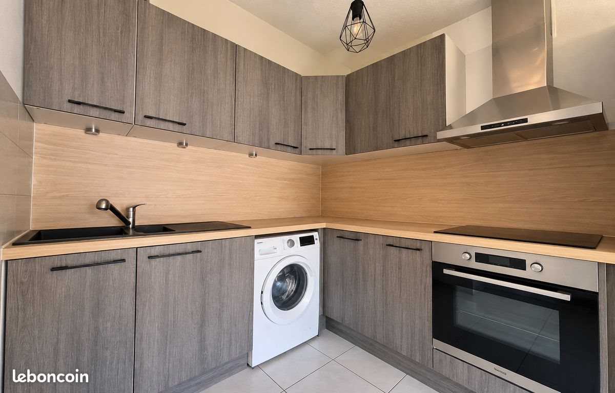 Appartement à louer, 31m², Saint-Quentin-de-Baron