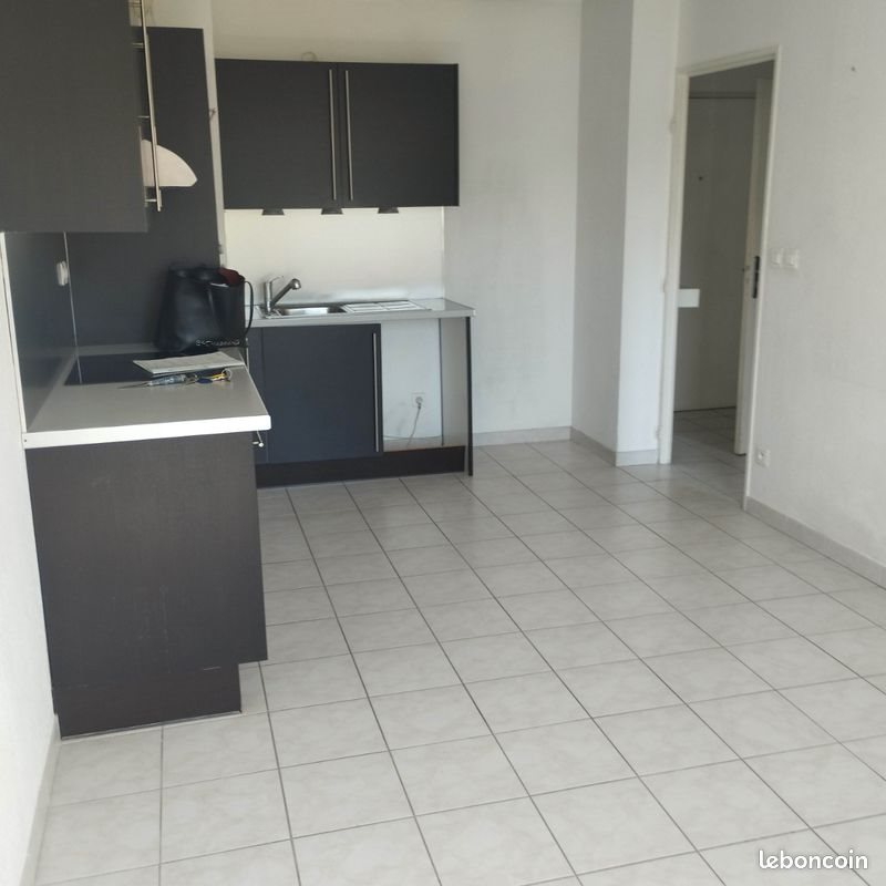 Appartement à louer, 33m², Marseille 11ème