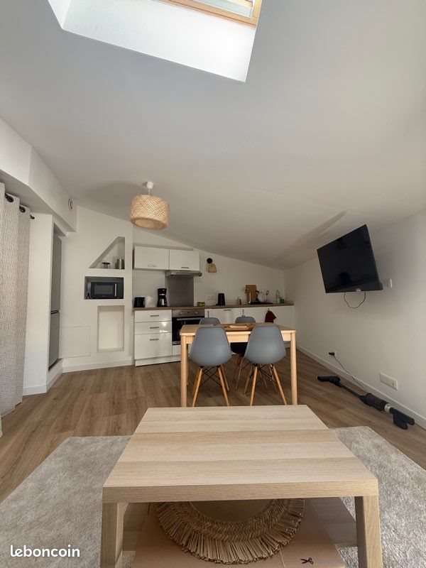 Appartement à louer, 27m², Roquebrune-sur-Argens