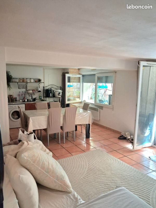 Maison à louer, 55m², Ceyras