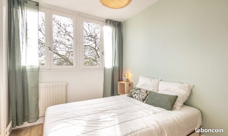 Appartement à louer, 68m², Vénissieux