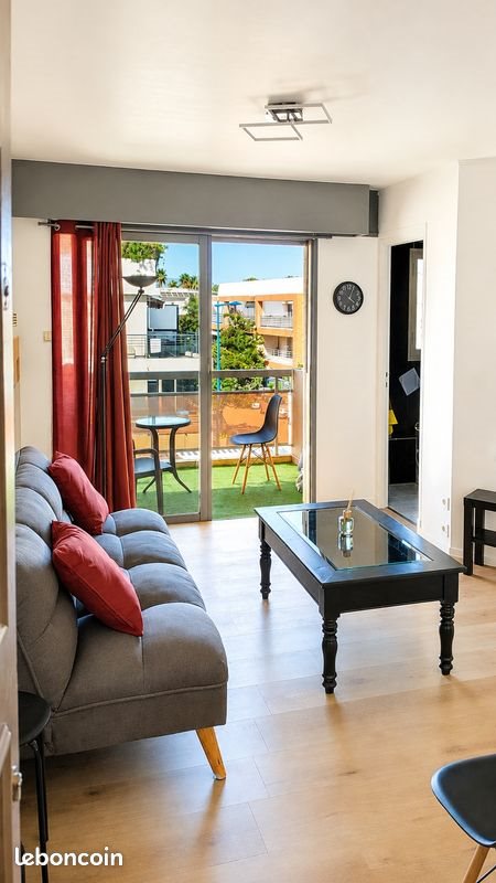 Appartement à louer, 28m², Villeneuve-Loubet