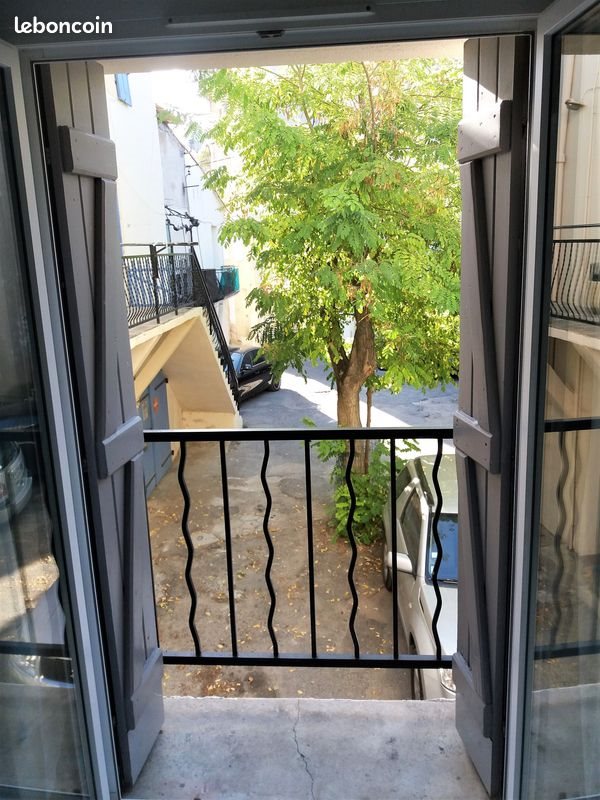 Appartement à louer, 17m², Trets