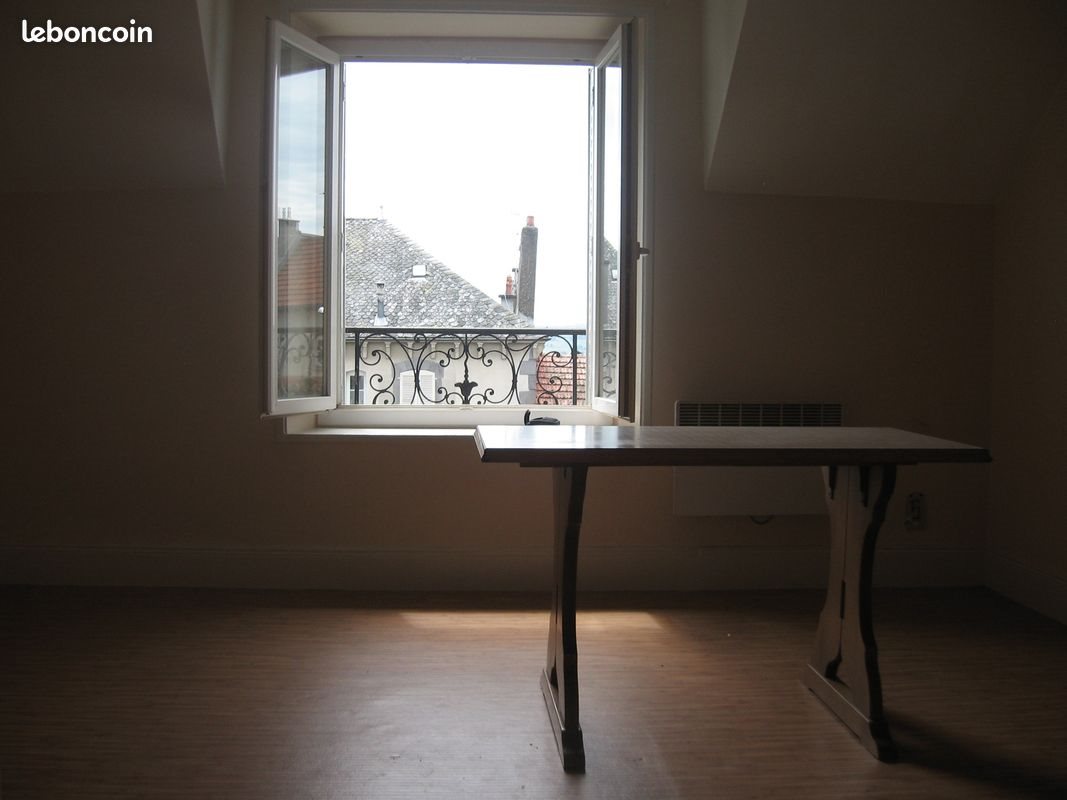 Appartement à louer, 20m², Aurillac