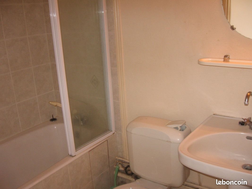 Appartement à louer, 20m², Aurillac