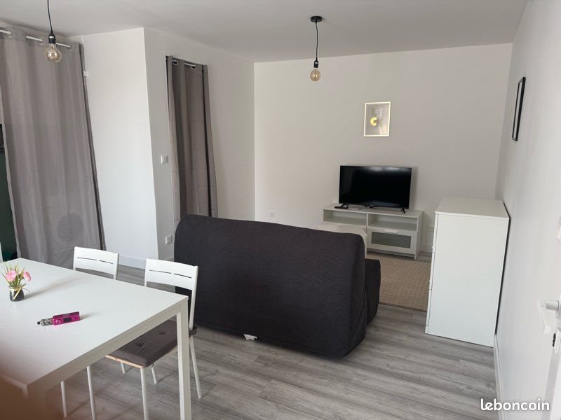 Appartement à louer, 27m², Corseul