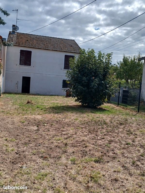 Maison à louer, 82m², Domérat