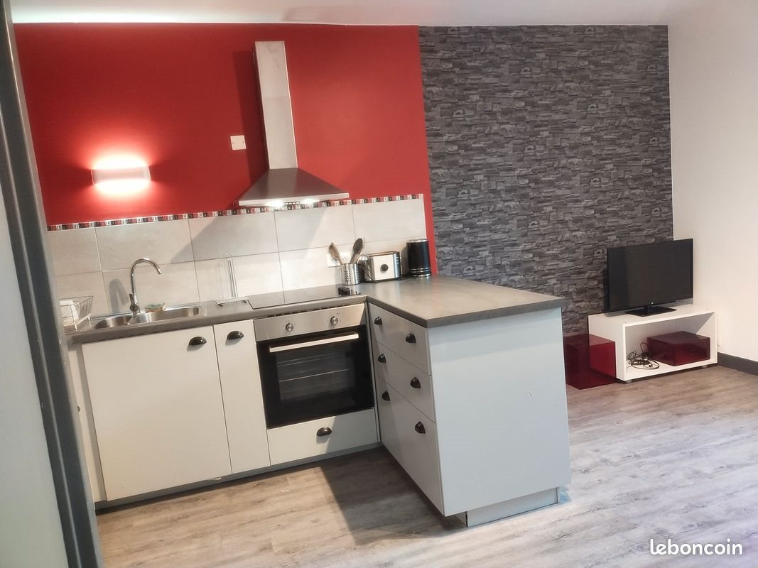 Appartement à louer, 40m², Aubenas