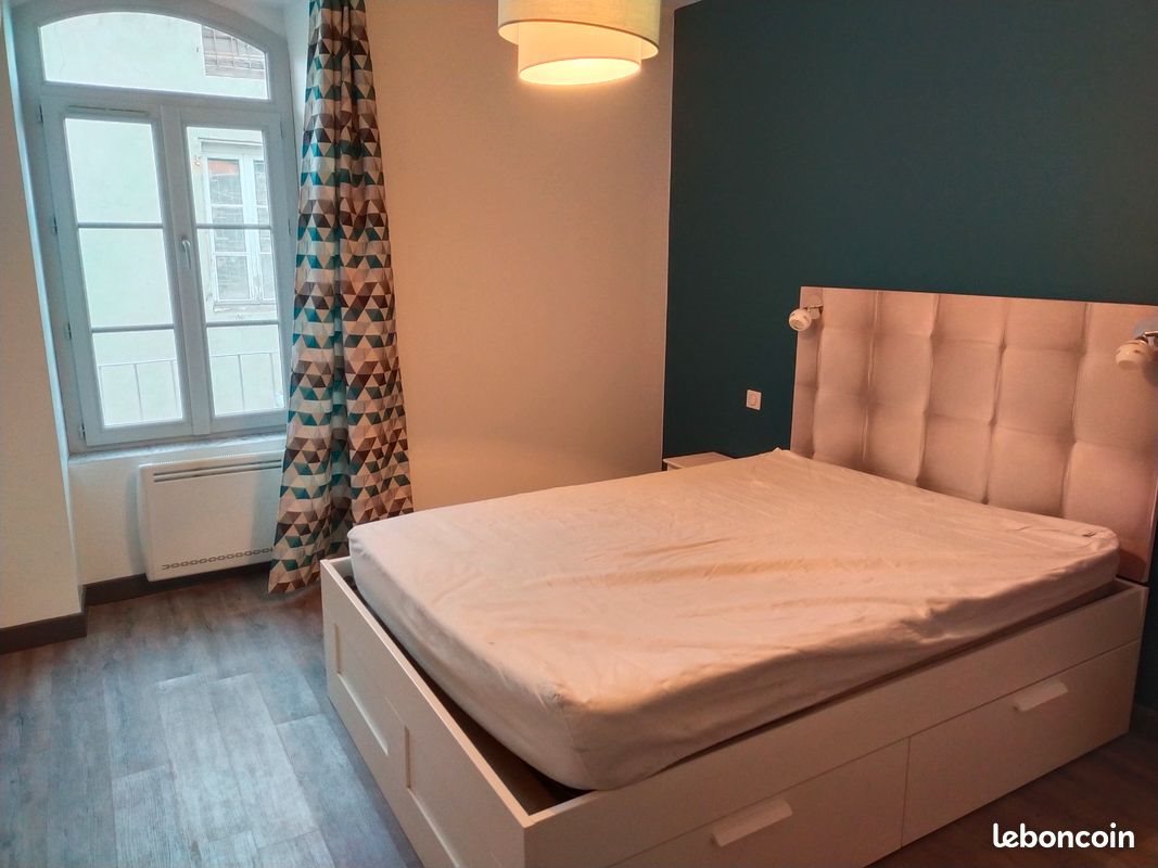 Appartement à louer, 40m², Aubenas