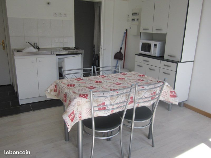 Appartement à louer, 23m², Saint-Etienne