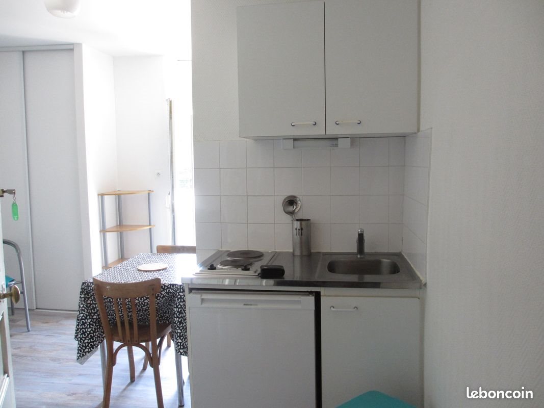 Appartement à louer, 15m², Aurillac