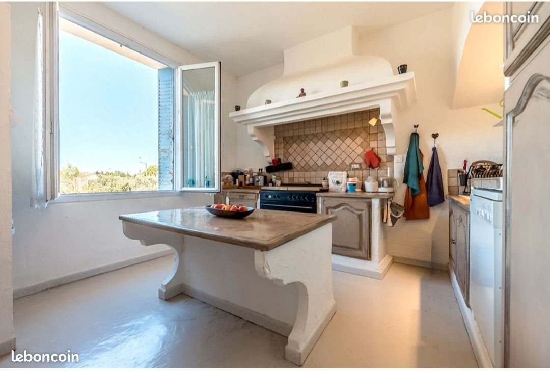 Appartement à louer, 110m², Châteaurenard