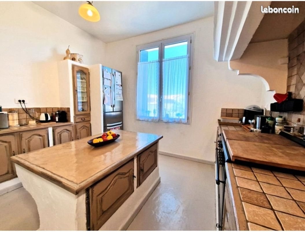 Appartement à louer, 110m², Châteaurenard