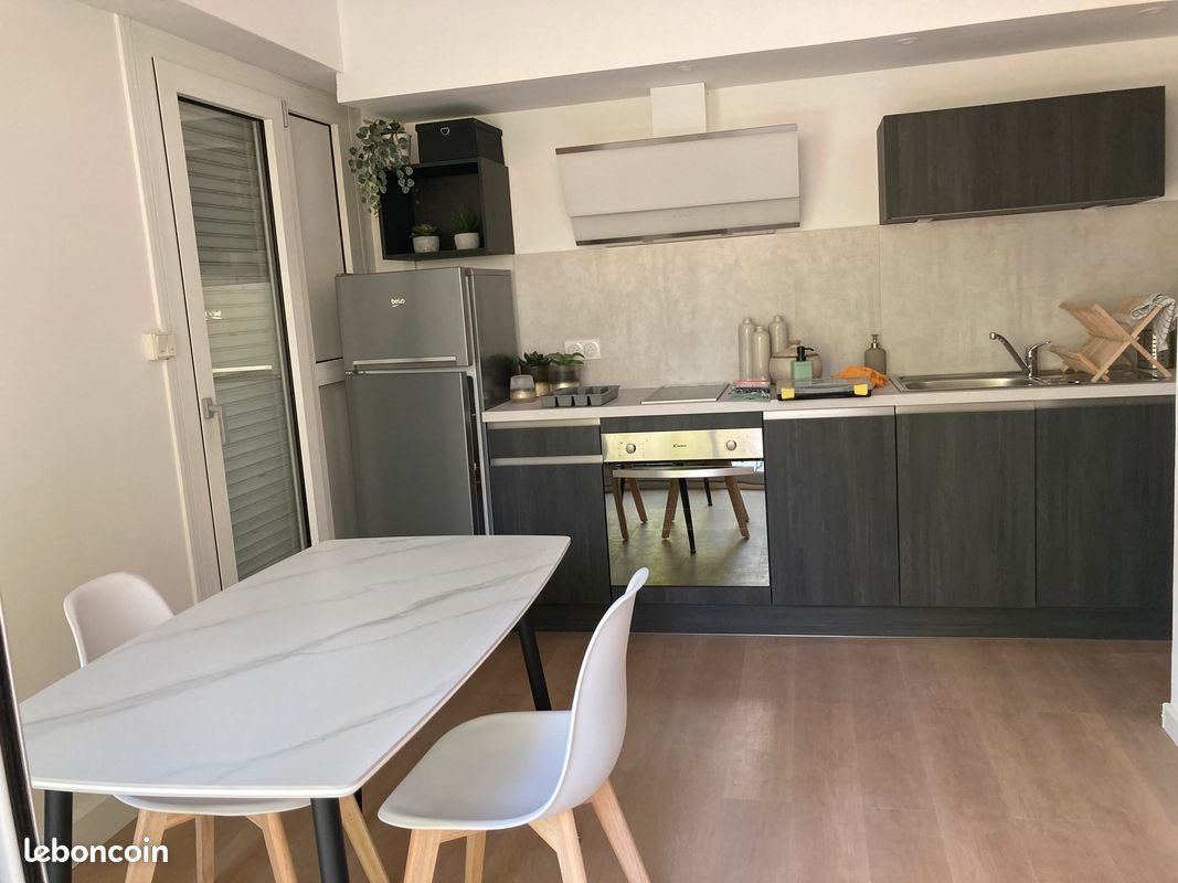 Appartement à louer, 55m², Gex