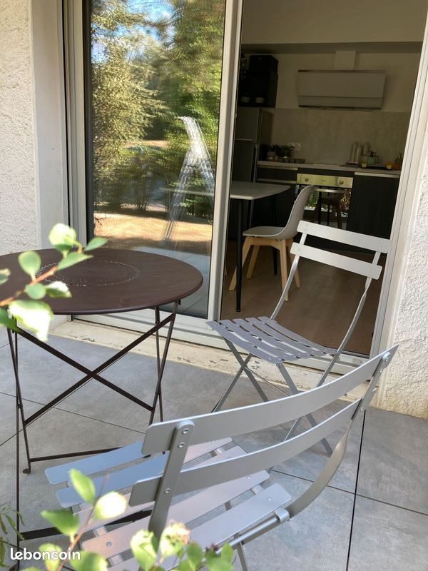 Appartement à louer, 55m², Gex