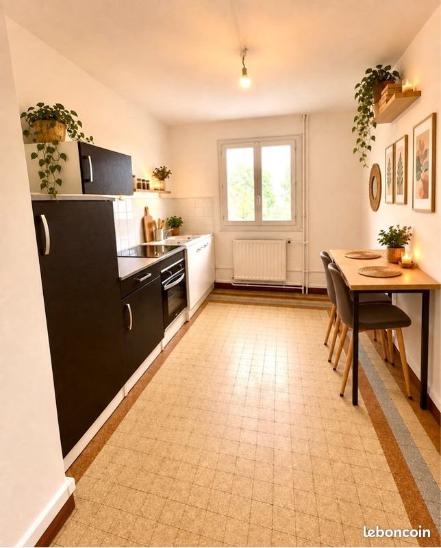 Appartement à louer, 84m², Léré
