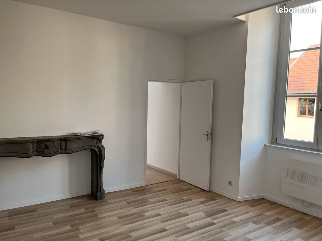 Appartement à louer, 56m², Ornans