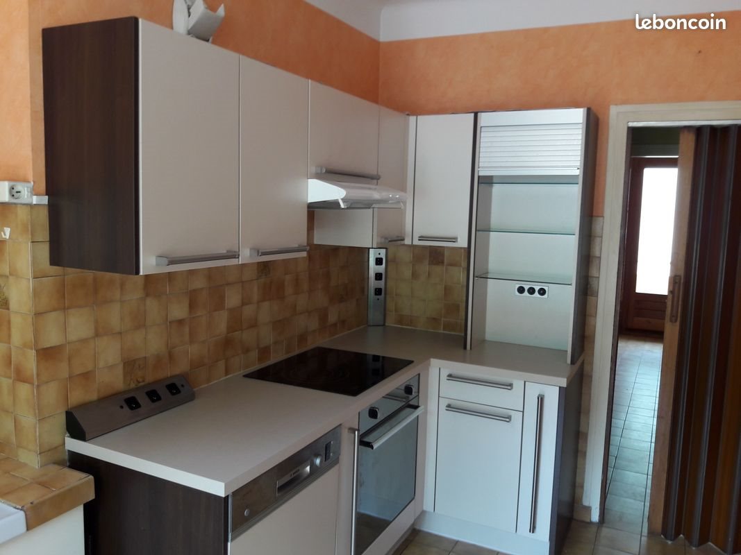 Appartement à louer, 72m², Fourneaux