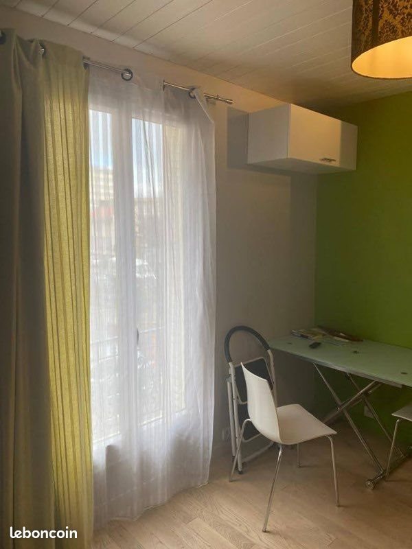 Appartement à louer, 17m², Saint-Mandé
