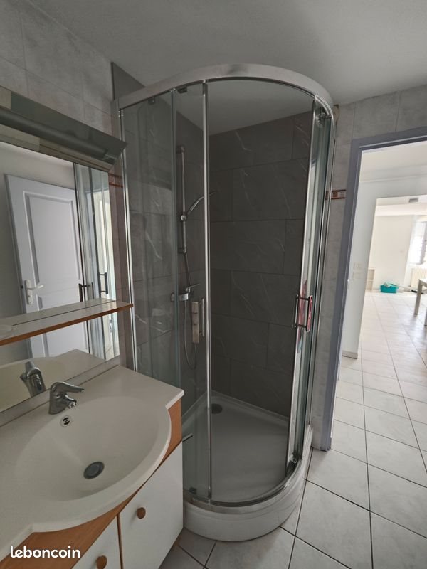 Appartement à louer, 48m², Lons-le-Saunier