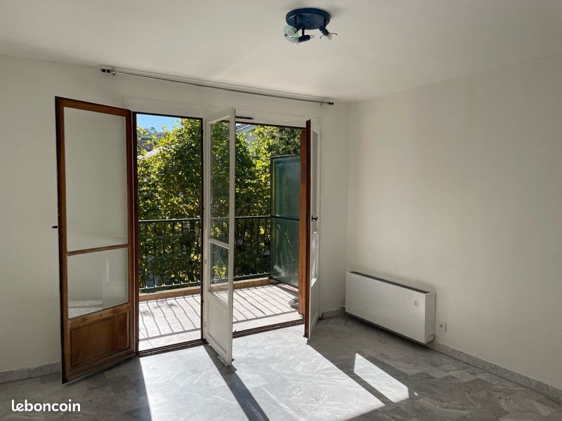 Appartement à louer, 22m², Marseille 9ème