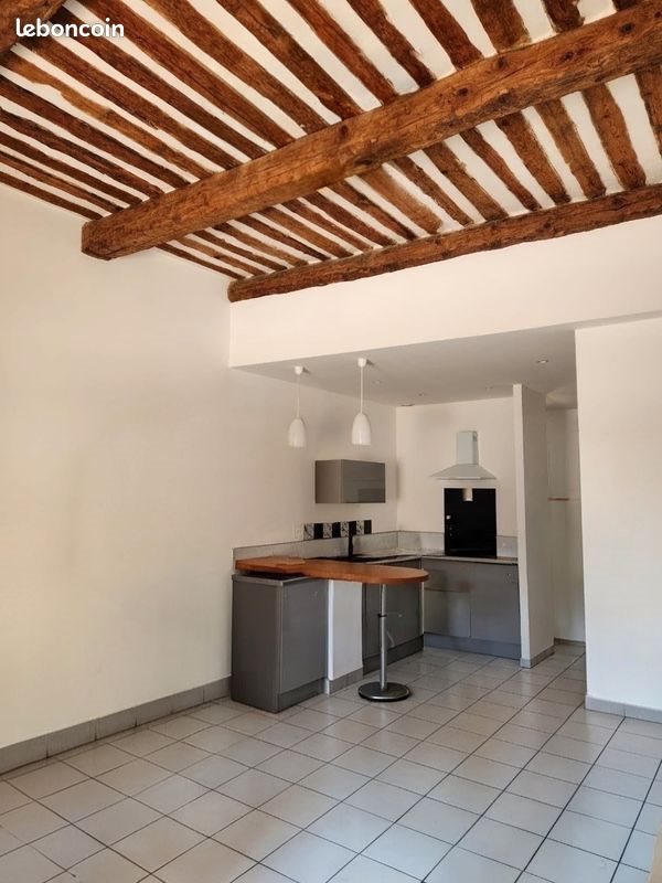Appartement à louer, 46m², Courthézon